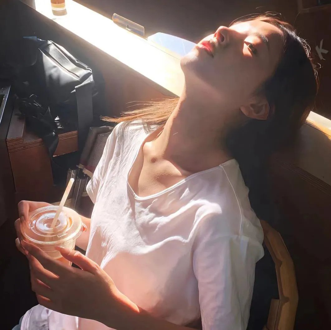 又酷又有点冒失的男孩子们